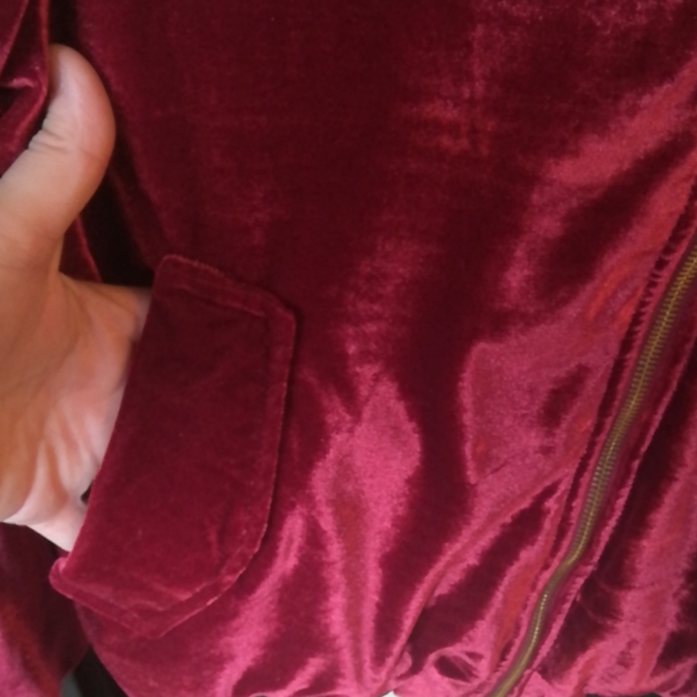 Love Tree Red velvet Jacket - Picture 5 of 6